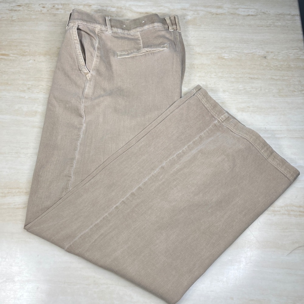 American Eagle Super High-Rise Wide Leg Pleated Khaki Pants Tan Size 10 Long - Picture 8 of 15